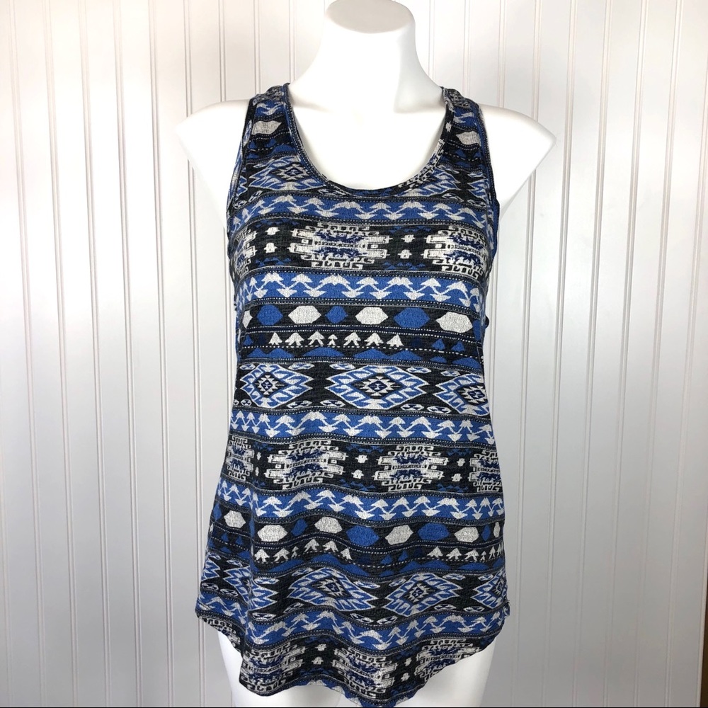 💥Lucky Lotus Aztec Tank💥